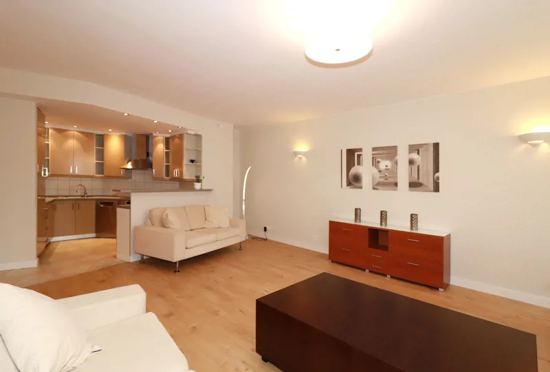 Mieszkanie do wynajęcia, 105 m², Śródmieście