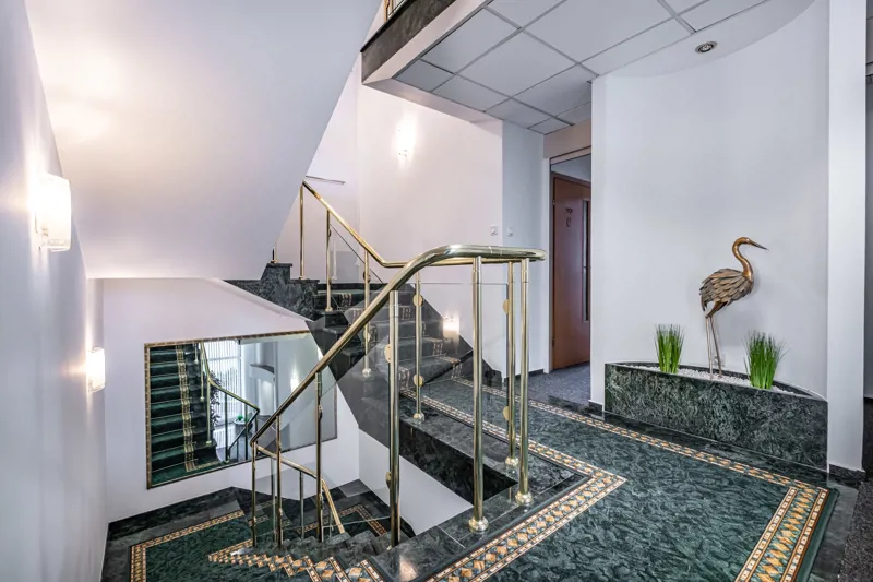 Biuro na sprzedaż, 471 m², Wola