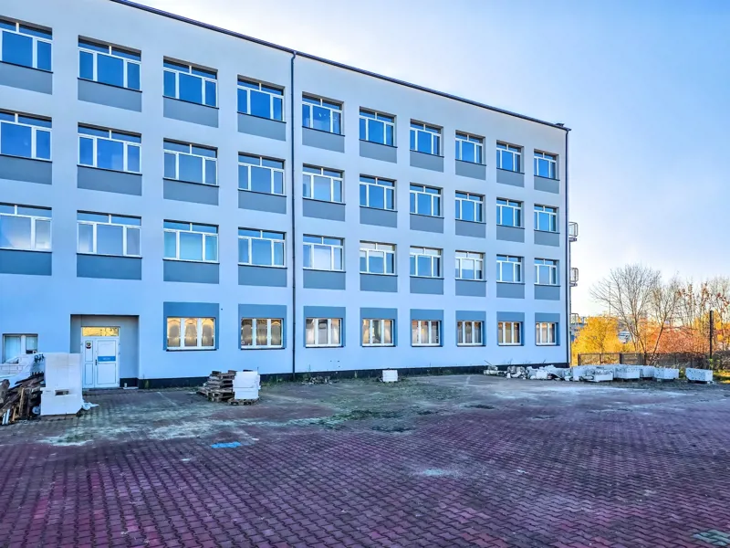 Magazyn na sprzedaż, 3800 m², Bełchatów